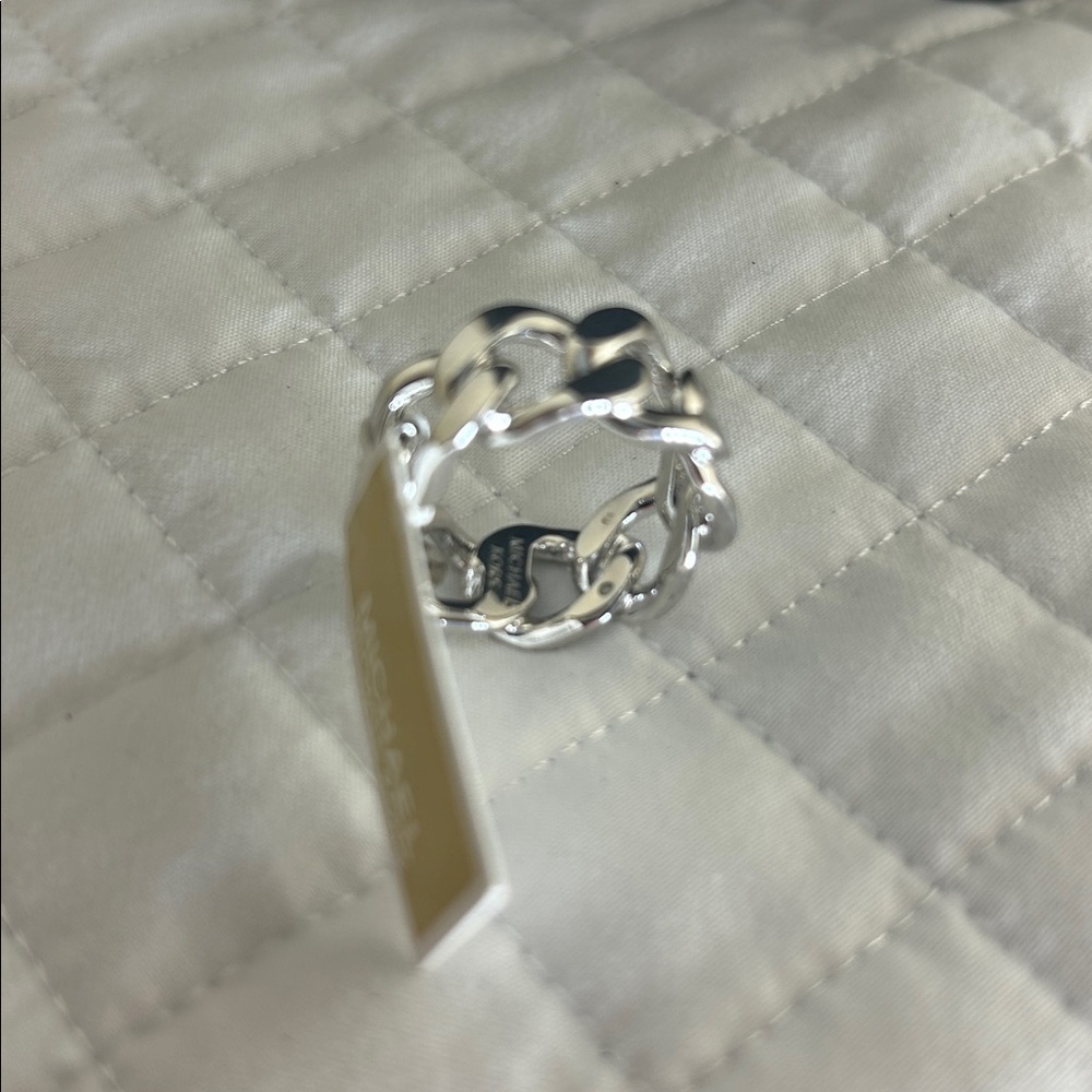 Michael Kors Platinum Plated Brass Unisex Chain Ring NWT - Picture 6 of 6
